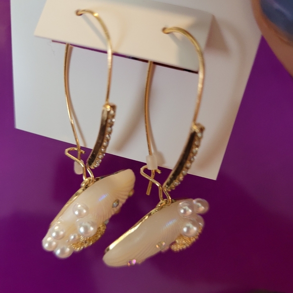Betsey Johnson shell/ starfish earrings NWT - Picture 5 of 17